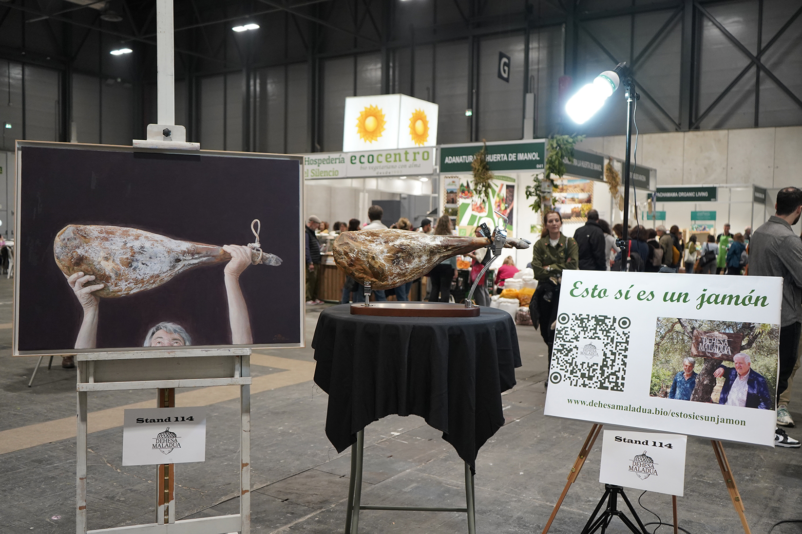 colaboracion dehesa de maladua y el pintor Juan M. Pérez