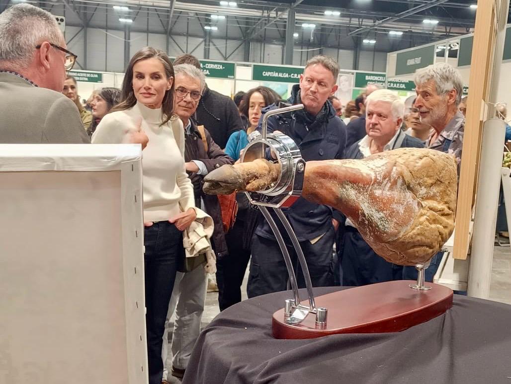 la reina Letizia en el estand de Dehesa de Maladúa